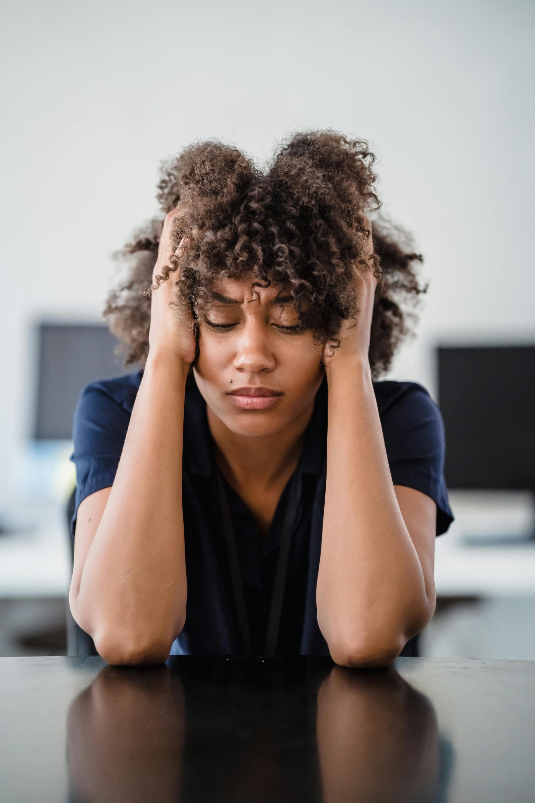 Tech Overload: How Excessive Screen Time Fuels Anxiety and Burnout