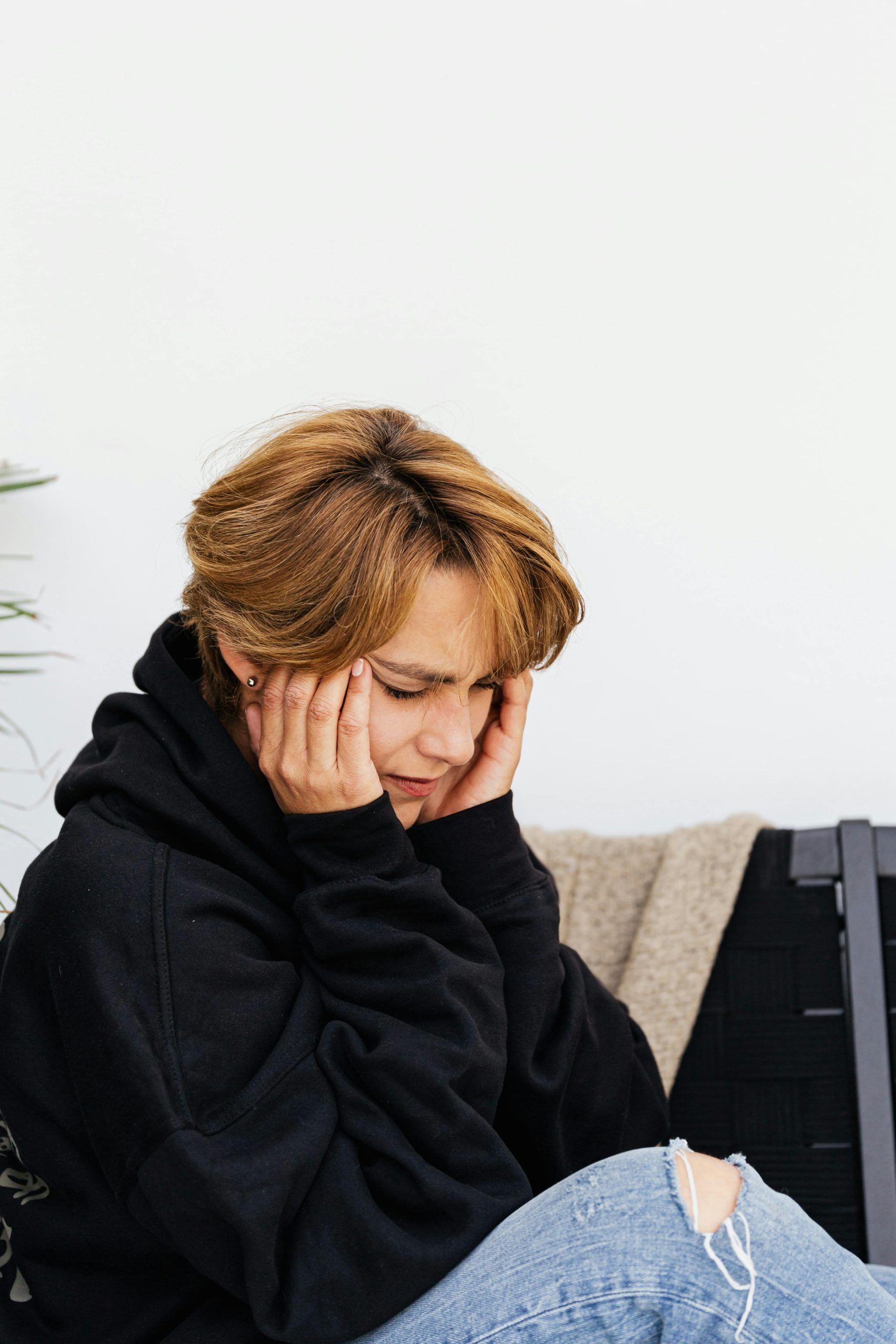 Simple Grounding Techniques to Relieve Anxiety Naturally